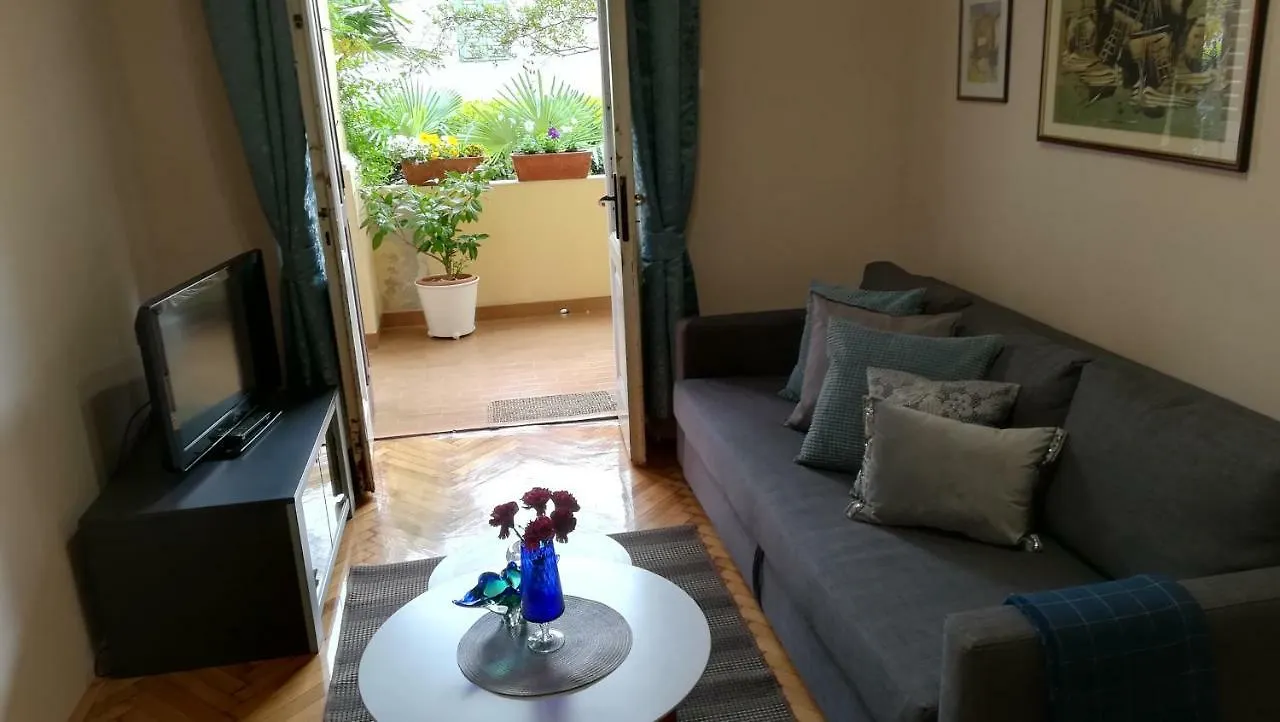 Apartment Tina Opatija